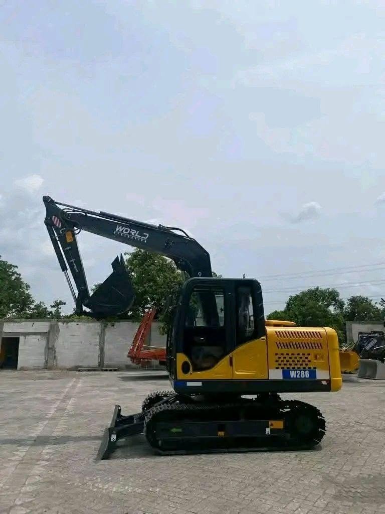 G-WORLD W286 Excavator, photo 1 of 1