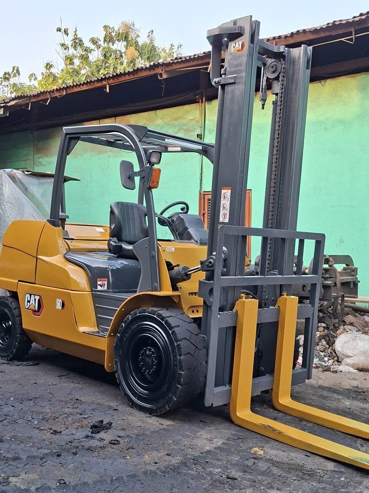 Caterpillar FD50 2022, photo 1 of 4
