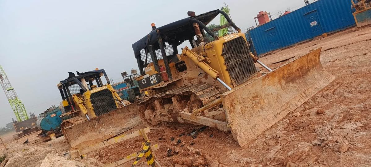 Caterpillar D7G Bulldozer, photo 1 of 2
