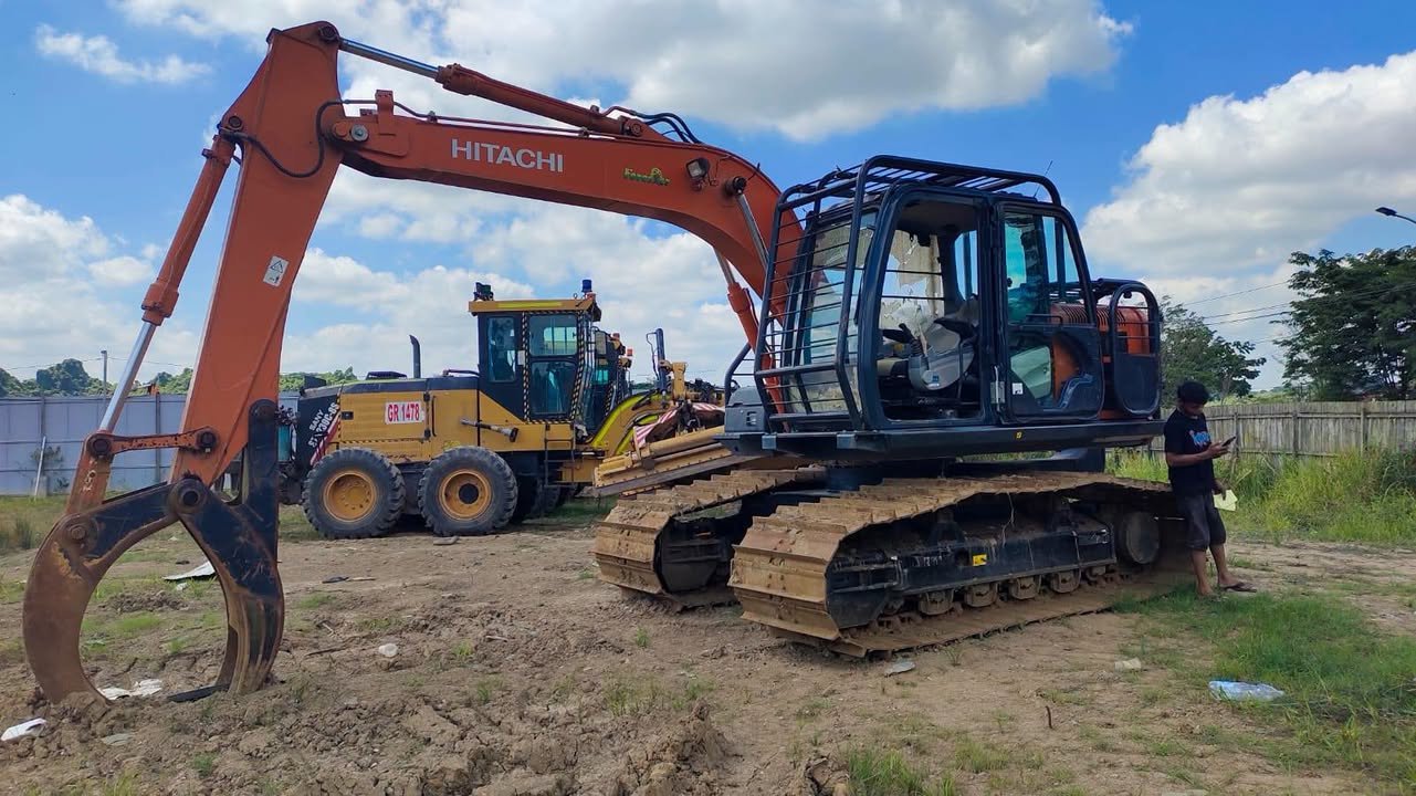 Hitachi ZX110MF-5G 2024, foto 1 dari 4