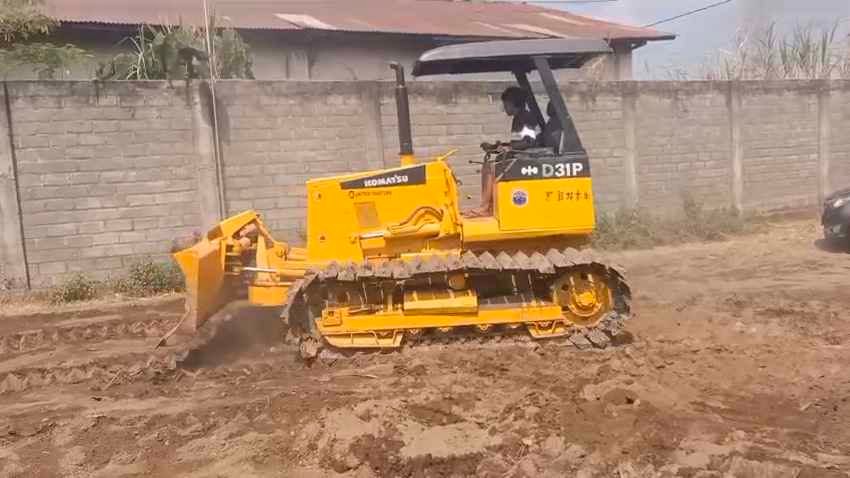 Komatsu D31P-20 2019, photo 1 of 3