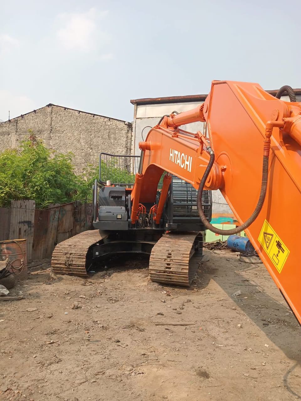 Hitachi ZX210F-5G 2017, photo 1 of 3