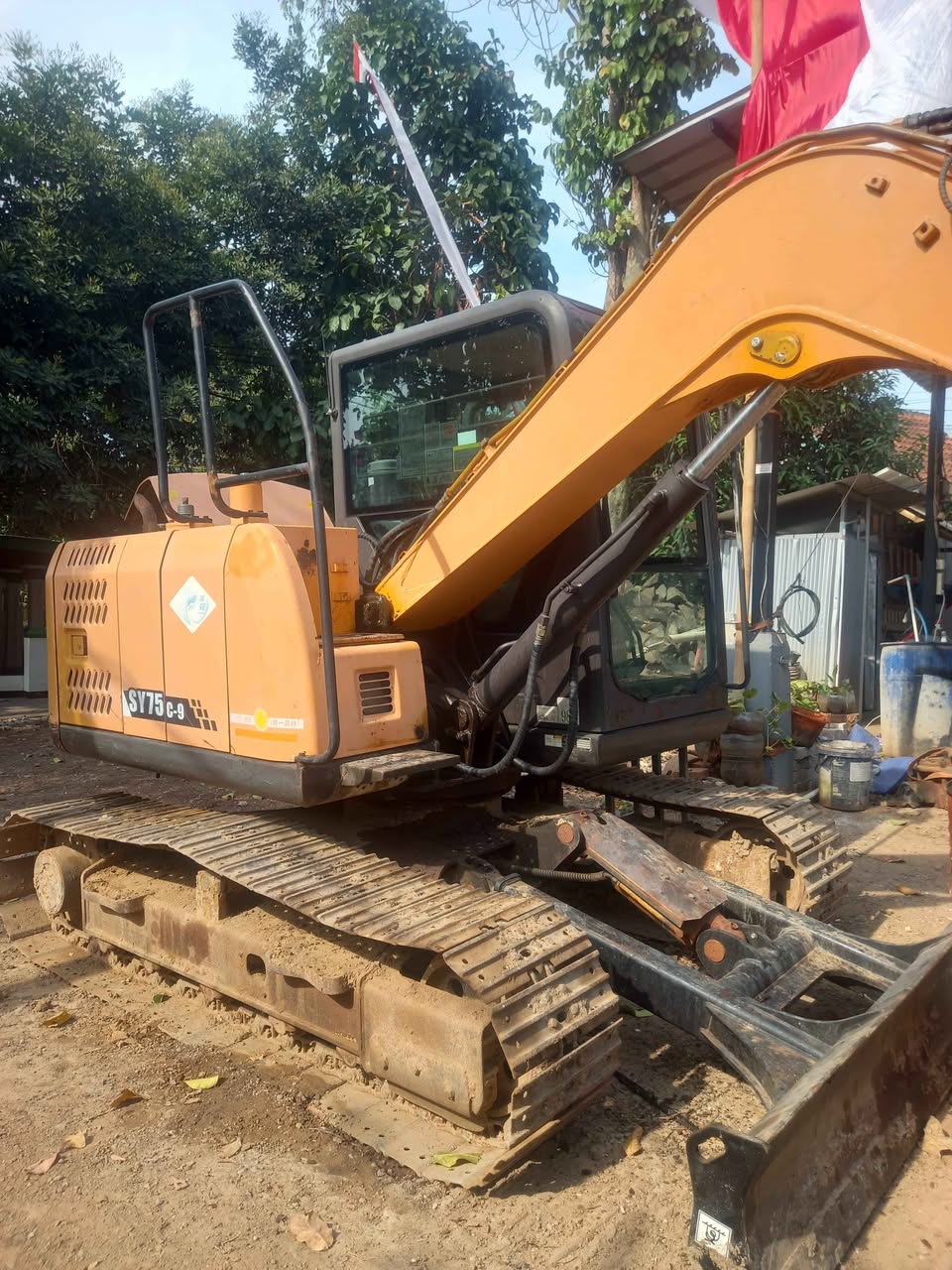Sany SY75C, photo 1 of 5